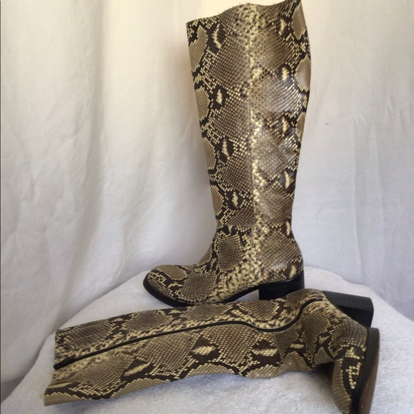 Incredible Vintage 1970’s Snakeskin Boots From the British Label Double Heelix - Picture 3 of 8